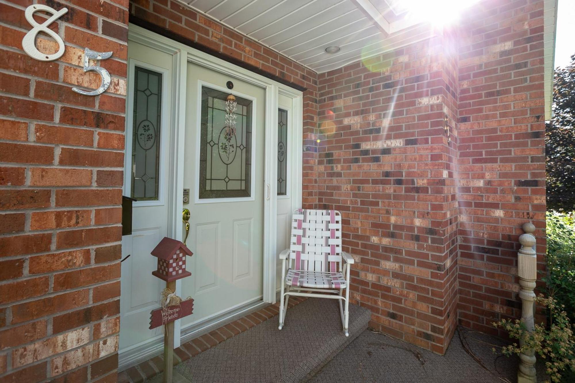 Hotel Lily'S Garden à Charlottetown Extérieur photo